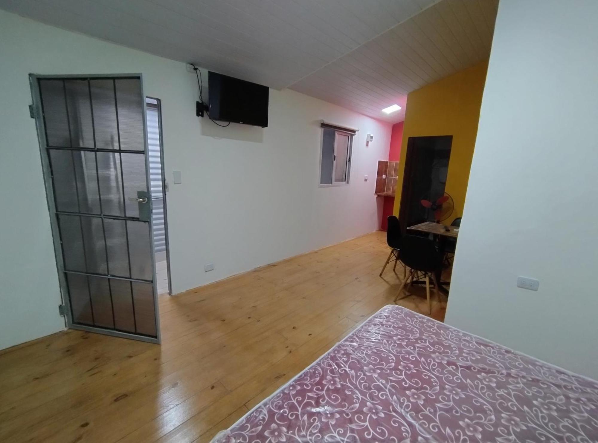 Departamento 3 - 1er Piso Centro Pileta * Formosa